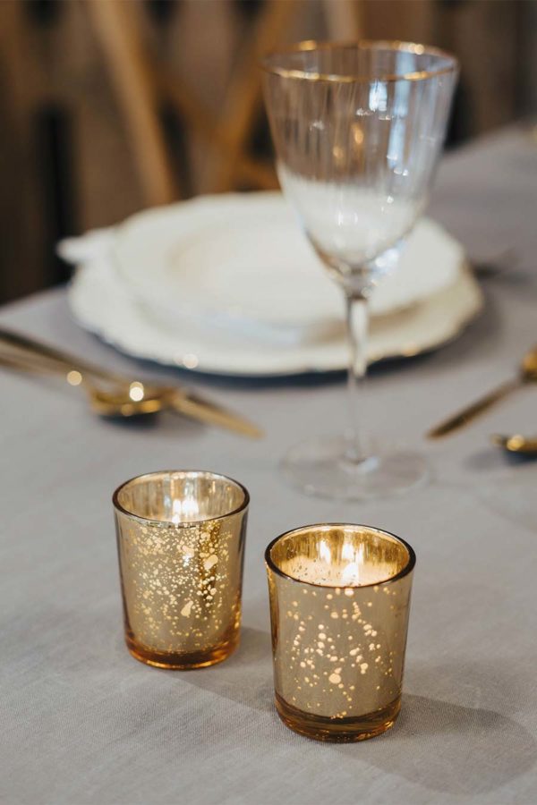 Goldene Gesprenkelte Teelichthalter