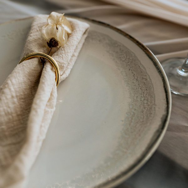 Dinner Plate: eggshell beige 27cm