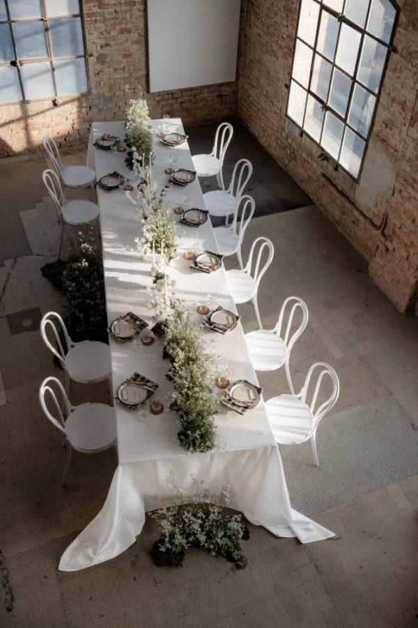 Bentwood Chairs in Weiß