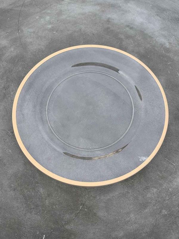 Platzteller mit goldrand in mattgold ⌀ 33cm