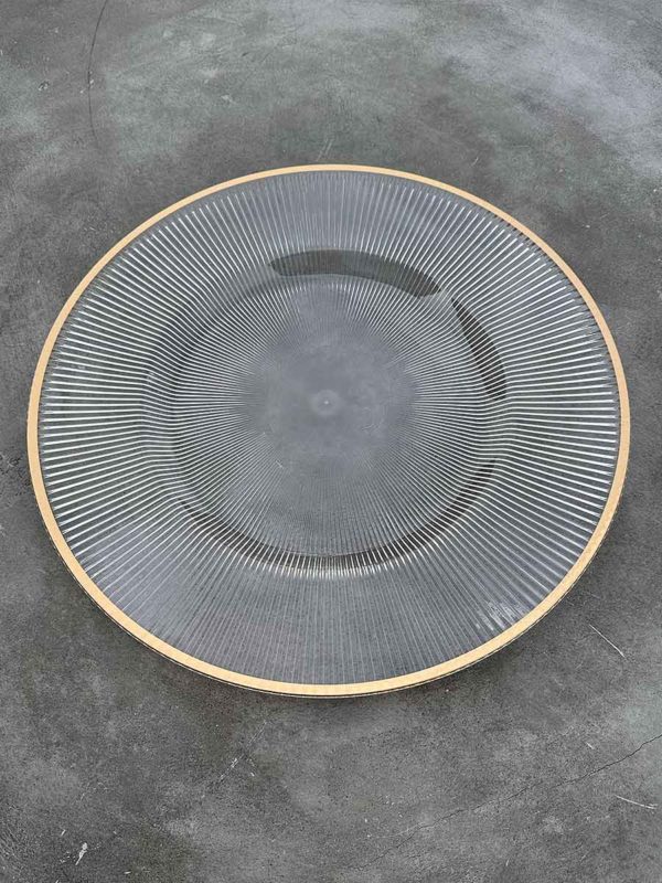 Platzteller "Riffled" mit goldrand in mattgold ⌀ 33cm