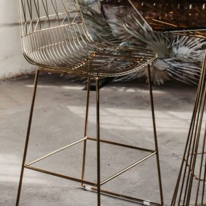 Lucy Wire Bar Stool gold im Mesh-Look