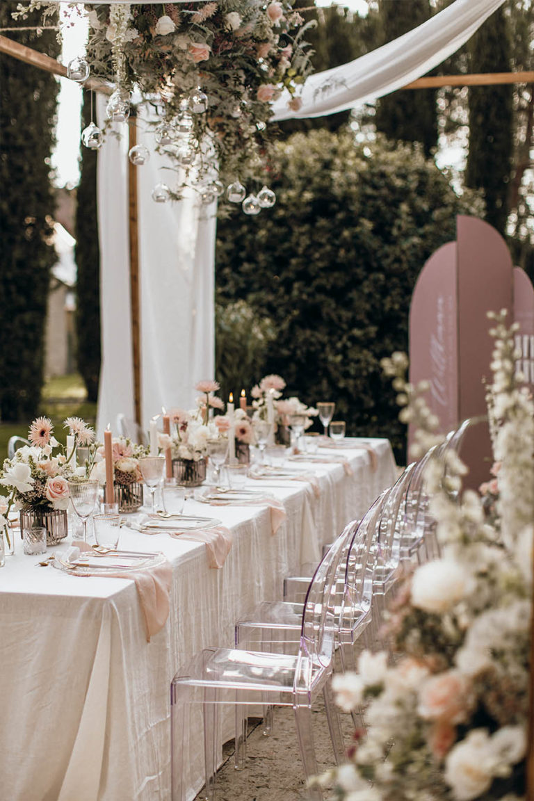 DinnerFrame Holzkonstruktion für deine Hochzeitstafel